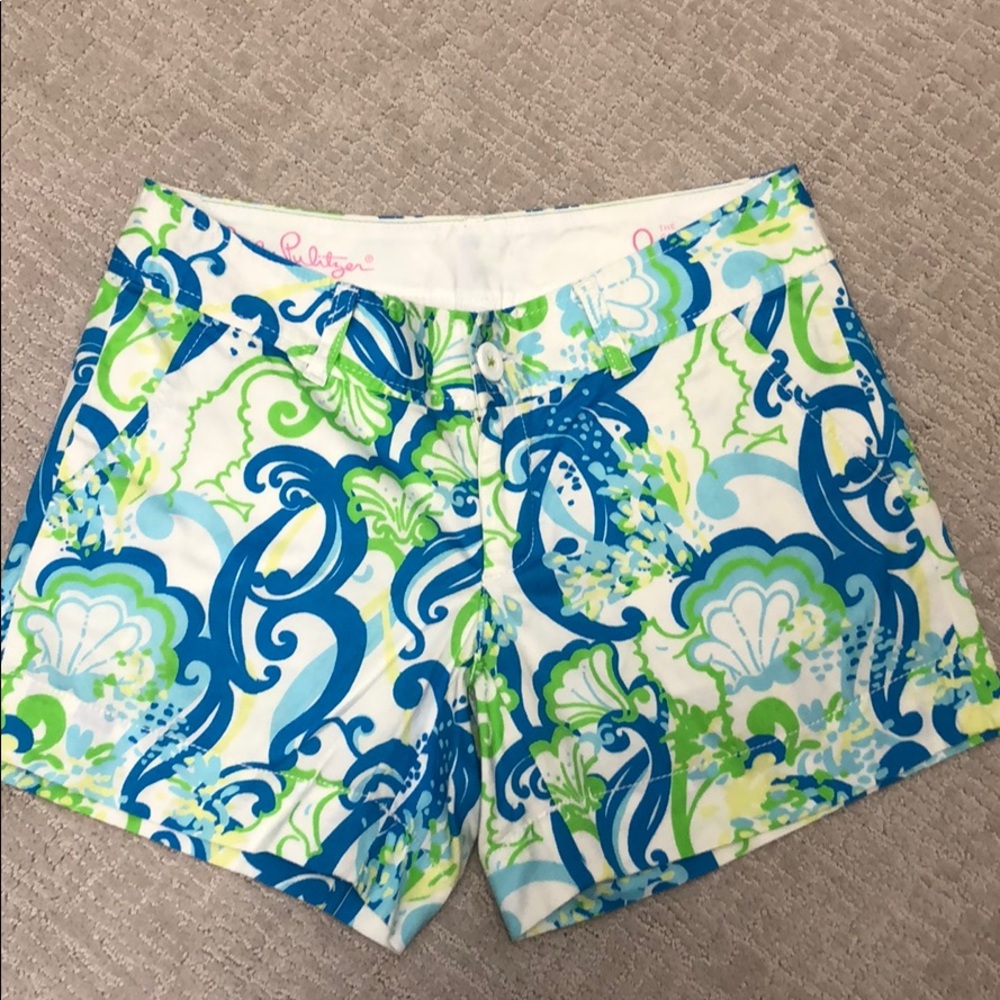 Lilly Pulitzer Blue Print Callahan Shorts